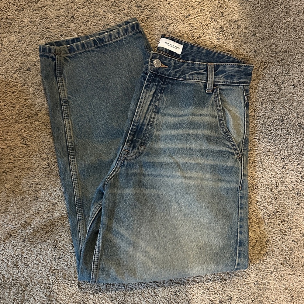 Bershka Men's Faded Blue Relaxed Jeans